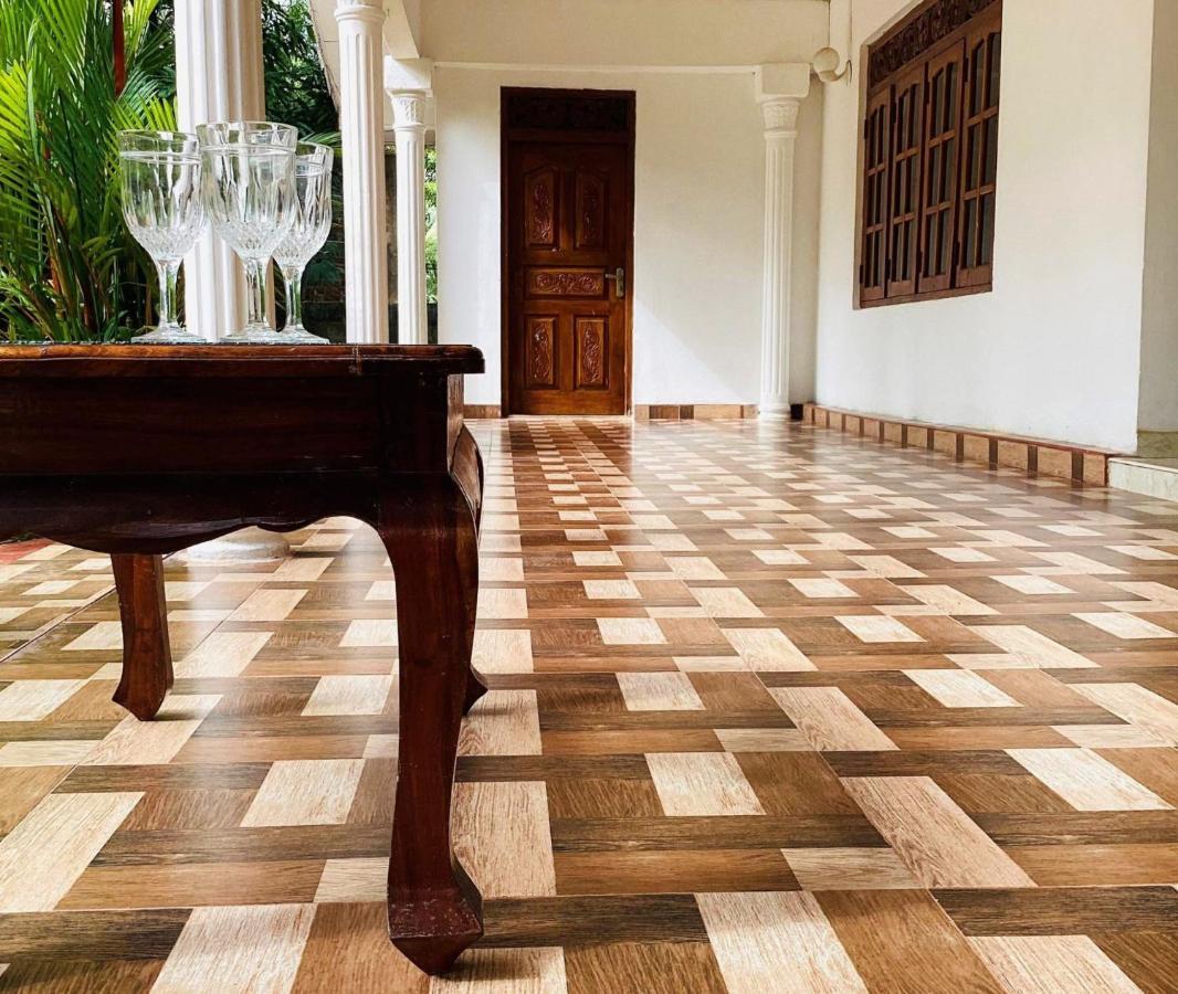 Grand Refuge Holiday Rooms Anuradhapura Eksteriør billede